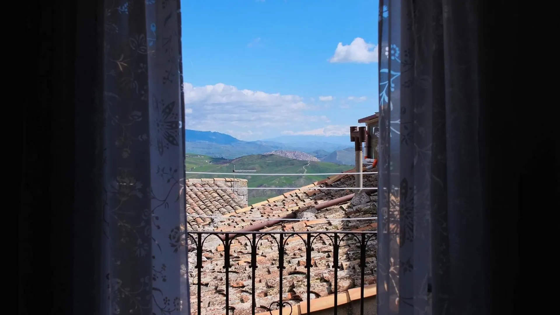 Casa Vacanze A Tramuntana Petralia Soprana 0*,  Italia